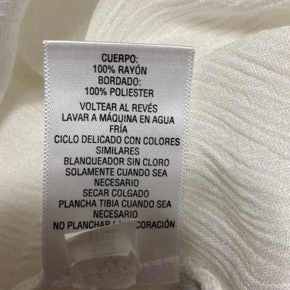 Style & Co  Embellished Peasant Top!! - Picture 9 of 10